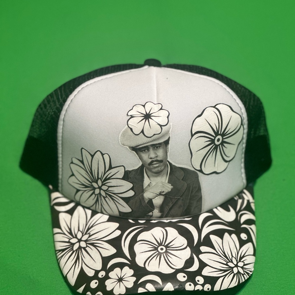 Trucker hat - Picture 3 of 6